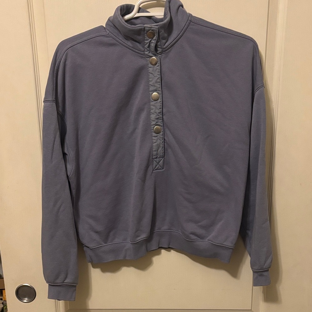Universal Thread Blue Turtleneck Sweatshirt